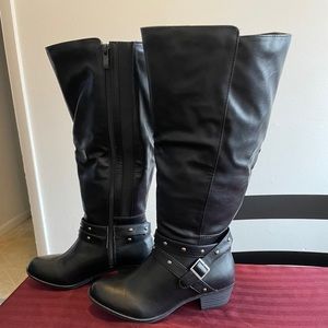 Torrid knee high boots